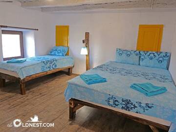 Фото номера Трехместный номер Гостевой дом The Old Nest г. Madzharovo 5